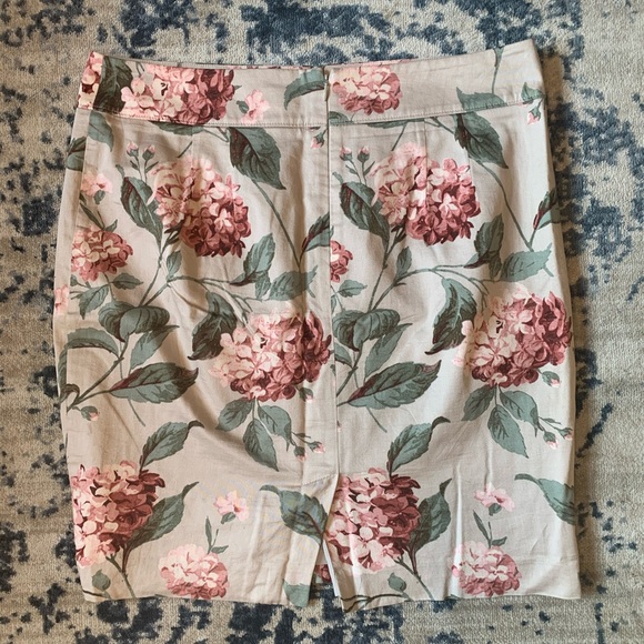 LOFT Floral Pencil Skirt - Picture 6 of 7